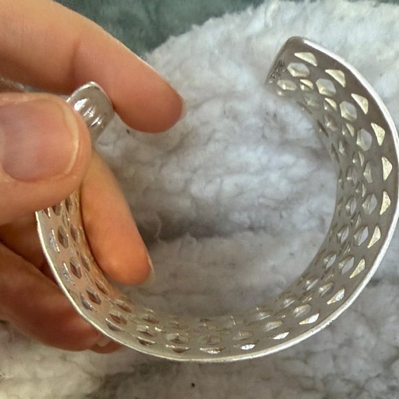 Stella and Dot Chic Silver Honeycomb Cuff Bracelet - Picture 11 of 15